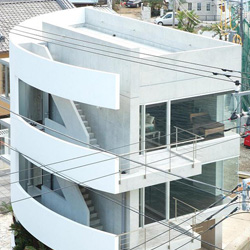 佐島の家 海へ臨む家の建築事例